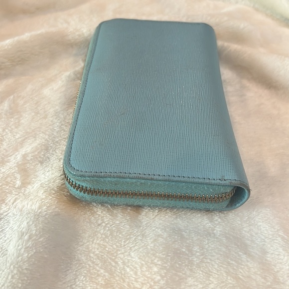 Authentic Rare Fendi Flower Wallet - Picture 7 of 9